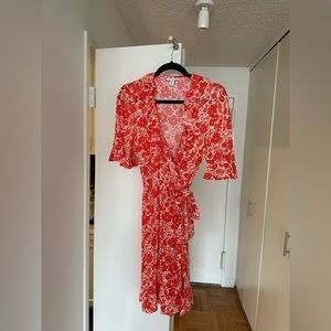 TOPSHOP Short Floral Wrap Dress